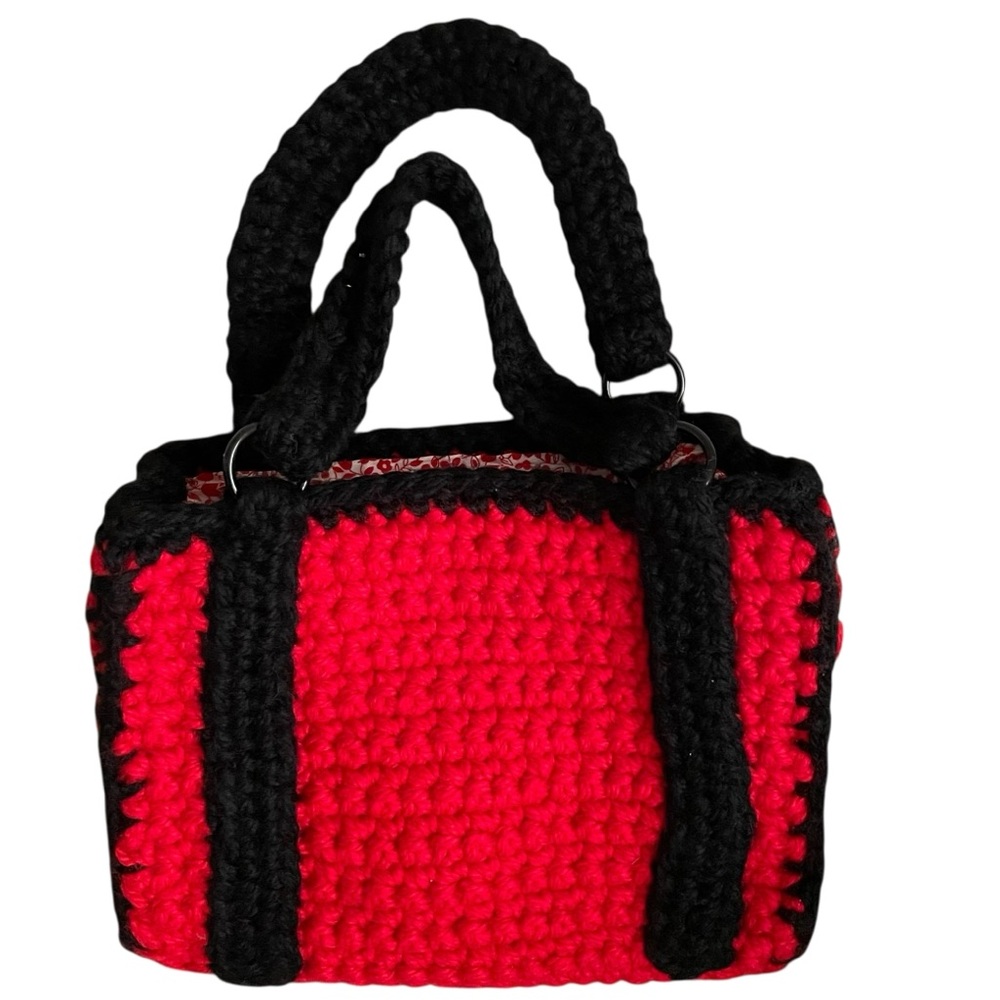 Medium Handmade Chunky Crochet Tote Vintage Red and Black with Fabric Lining